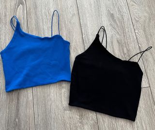 2 tops Zara - Talla S - Azul y Negro