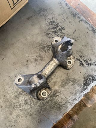 Soporte caja cambios BMW 320d/330