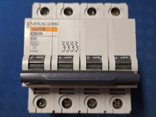 Interruptor Diferencial Merlin Gerin C60N