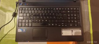 Portátil Acer Aspire 5736Z