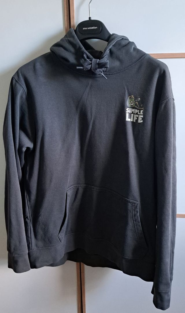  Cuatro sudaderas junior 
