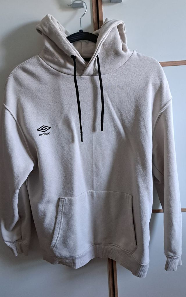  Cuatro sudaderas junior 
