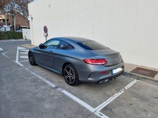 Mercedes-Benz Clase C Coupé 220D AMG LINE