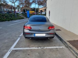 Mercedes-Benz Clase C Coupé 220D AMG LINE