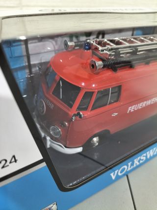 Volkswagen T1 Feuerwehrauto 1:24