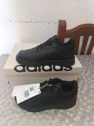 Zapatillas Adidas negras 