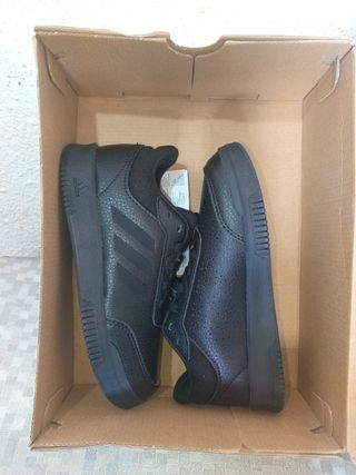 Zapatillas Adidas negras 