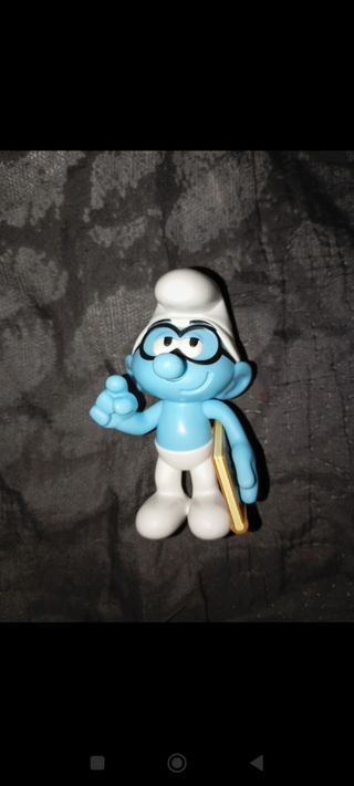 Pitufo Lector figura