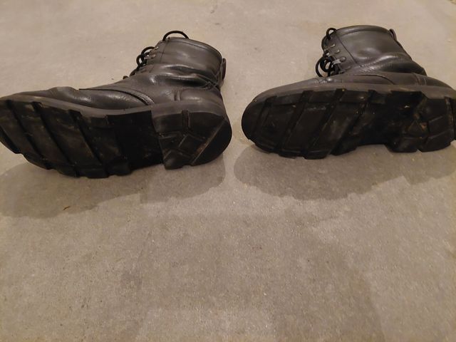 Botas militares negras