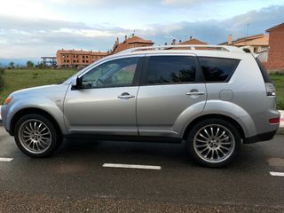 Mitsubishi Outlander 2008