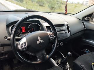 Mitsubishi Outlander 2008