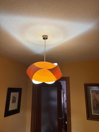 Lámpara techo madera diseño moderno