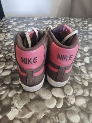 Último día de recogida el Domingo Bambas Nike 43 
