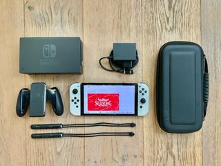 NINTENDO SWITCH OLED GRIS-BLANCO