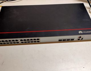 Switch Huawei S5735-L24P4 24 puertos PoE