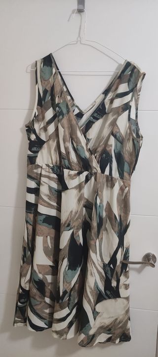 Vestido talla 48-50 tienda local nuevo