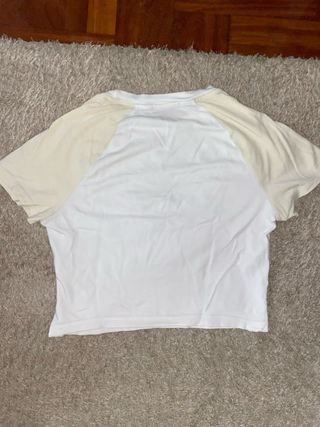 Camiseta corta Garfield Bershka - Talla L