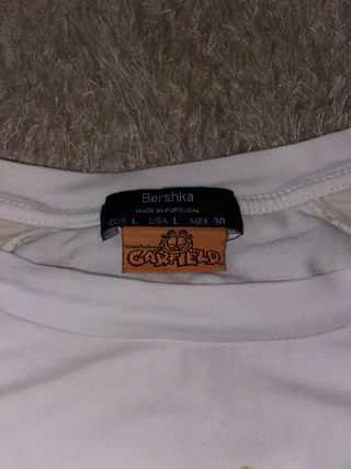 Camiseta corta Garfield Bershka - Talla L