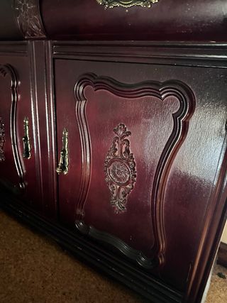 Mobili antichi in legno e marmo
