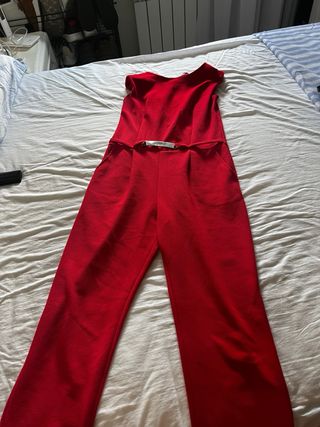 Mono rojo fiesta