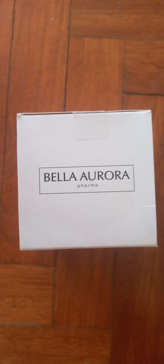 Bella Aurora Lumen 10 Crema Día