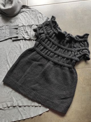 2 Jerséis: gris y negro