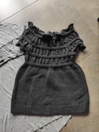 2 Jerséis: gris y negro