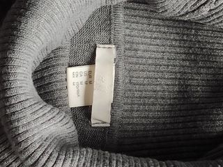 2 Jerséis: gris y negro