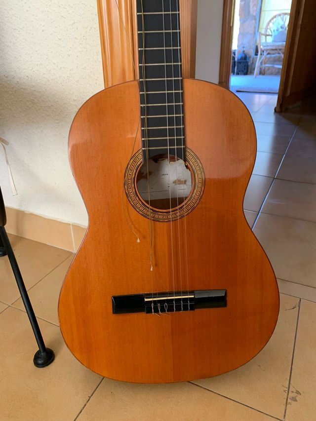 Chitarra classica Spagnola