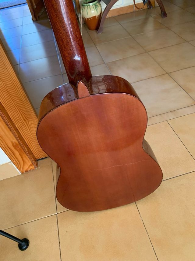 Chitarra classica Spagnola