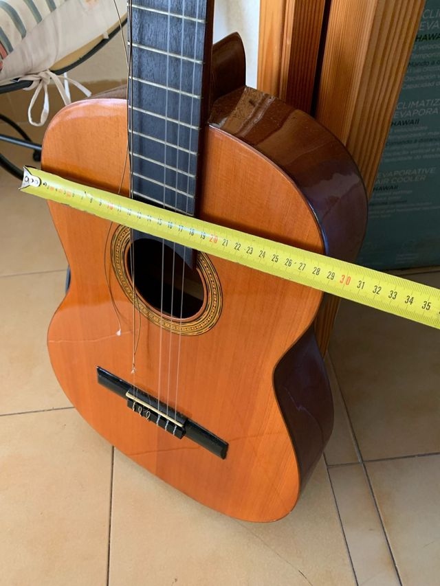 Chitarra classica Spagnola