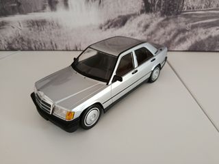 Mercedes-Benz 190E 1/18