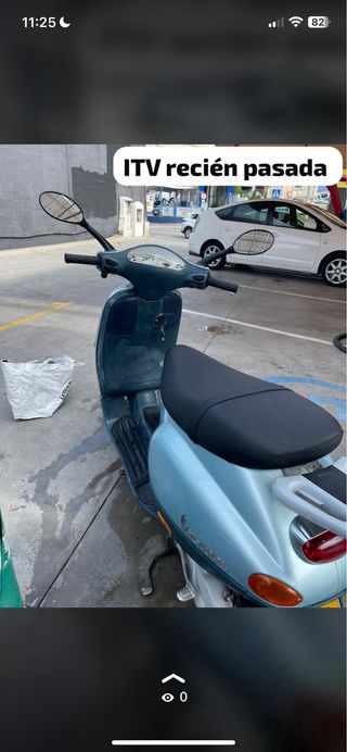 Vespa 50cc - Azul - Buen estado