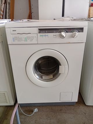 Frigorifero, lavatrice e asciugatrice, anch'io vado in combinazione.