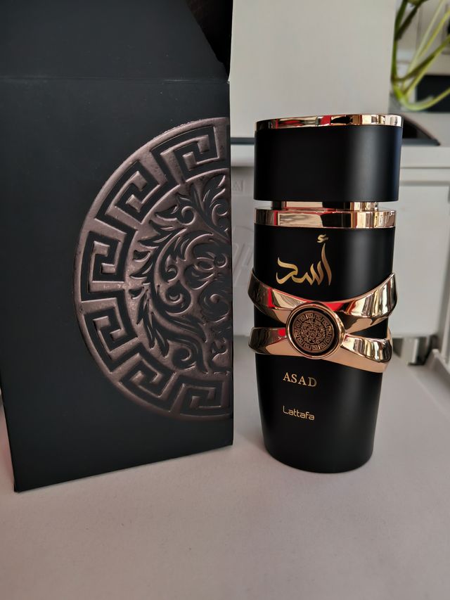 Perfume Asad Lattafa - Negro y Dorado