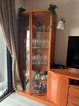Pack salón, mueble, mesa y sillas*Muy buen estado*