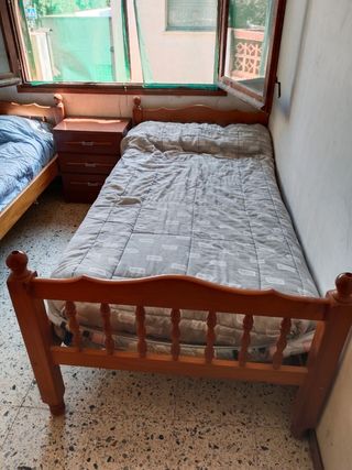 Cama individual madera
