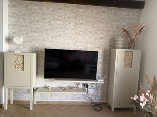 Muebles salón beige de madera