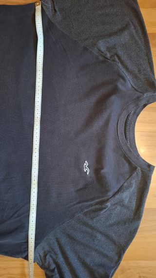 Camiseta Hollister negra