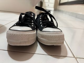 Converse negras plataforma
