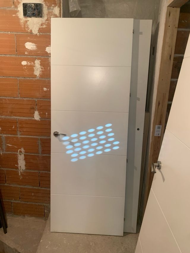 Puertas  blancas