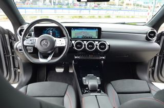 Mercedes Benz CLA 220d Coupe 194cv AMG Line+Navega