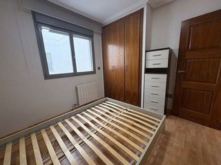 Piso en alquiler en Ensanche - Diputación en Alicante