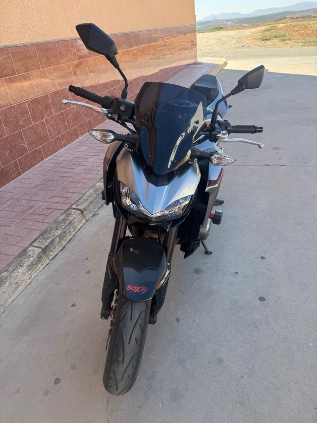 Kawasaki Z900 - Moto Impecable