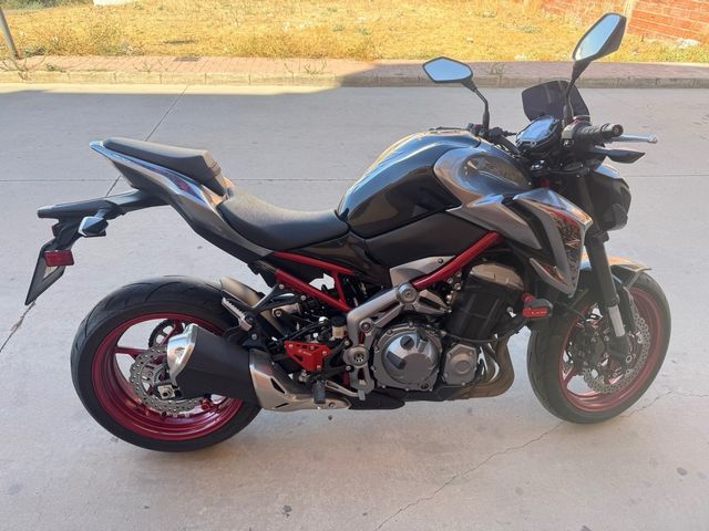 Kawasaki Z900 - Moto Impecable
