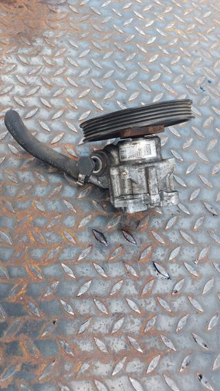 Bomba dirección BMW 7692974546
