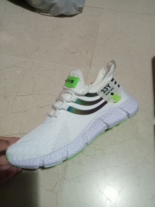 Zapatillas deportivas blancas 33Y