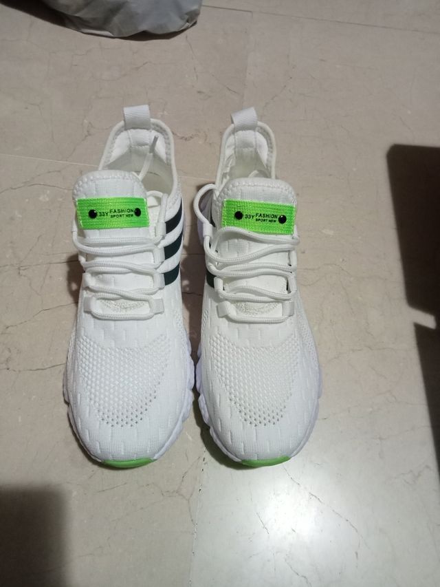 Zapatillas deportivas blancas 33Y