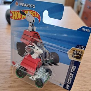 HotWheels Snoopy Peanuts 132/250