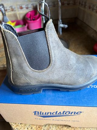 Botines Blundstone 1615 ante encerado. UNISEX 